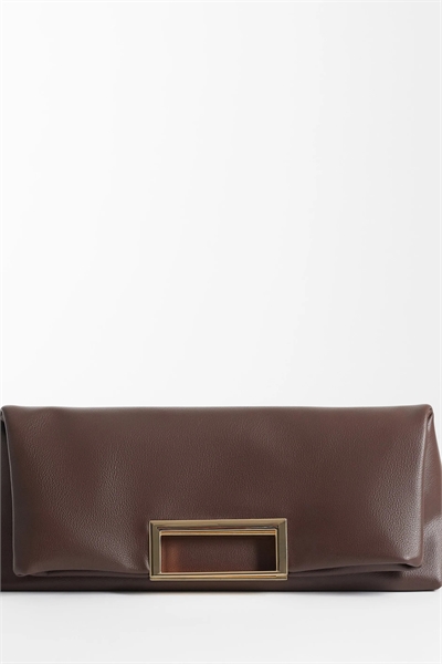 Клатч с крупной металлической ручкой артикул 154734069