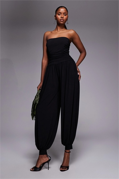 Комбинезон с облегающим бандо и шароварами артикул 155469653