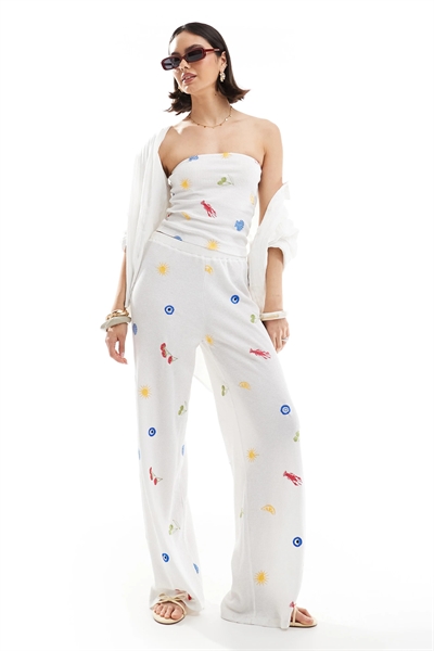 Брюки с прямыми брючинами и праздничной вышивкой co-ord артикул 141104426