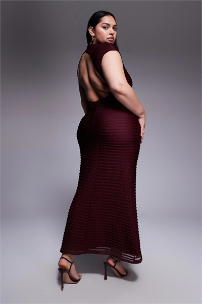 ASOS DESIGN: макси-платье с текстурной тканью и рукавами-крылышками для полных артикул 150777431