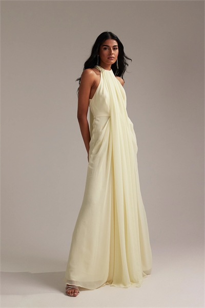 Макси-платье с открытыми плечами и драпировкой в греческом стиле для подружки невесты артикул 139248726