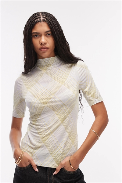 Топ с высоким воротником артикул 155250781