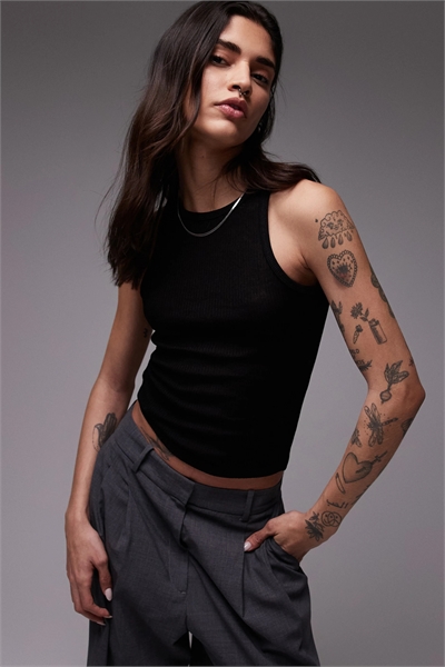 Жилет с ребристым воротником-стойкой артикул 141933373