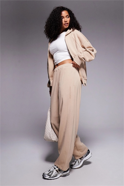 Джоггеры с широкими штанинами от Weekend Collective co-ord артикул 142742350
