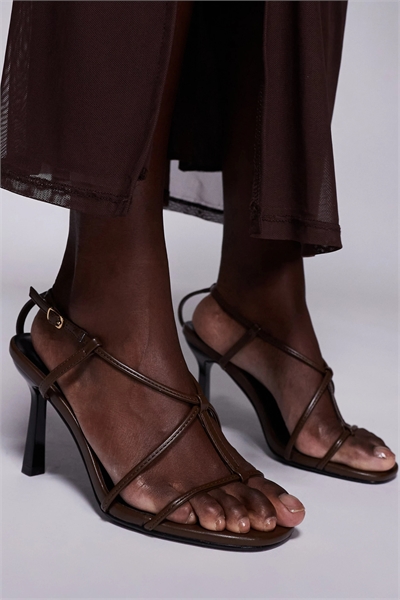 Сандалии Marie на среднем каблуке с ремешками артикул 140290930