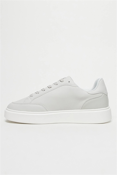 Кроссовки на шнурках артикул 148035134