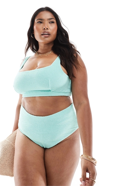 ASOS DESIGN Curve: бикини-топ с текстурированным квадратным вырезом и укороченной длиной артикул 143441353