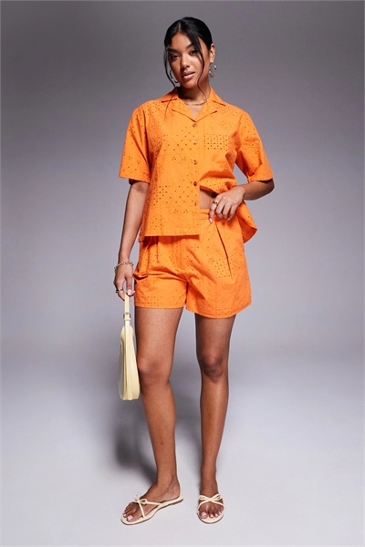 Вышивка на шортах co-ord артикул 143499952