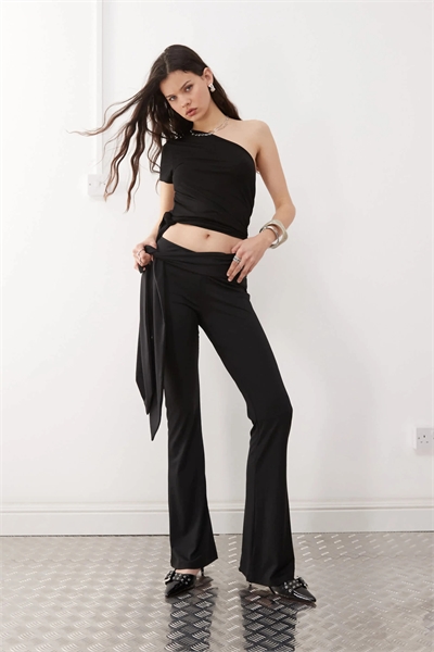 Двухслойные брюки с низкой посадкой, свободным кроем, завязками по бокам и расклешенными штанинами co-ord артикул 142434519