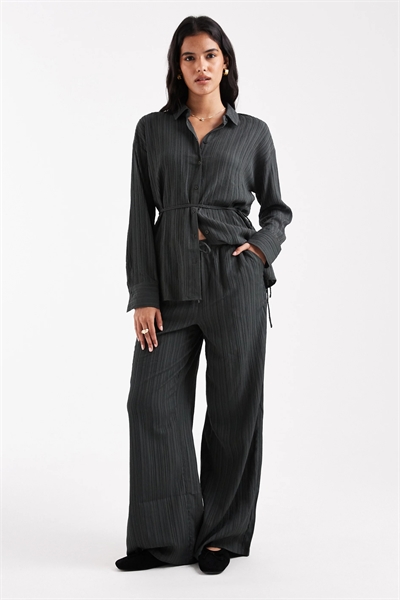 Брюки с широкими брючинами и плиссировкой co-ord артикул 148518943
