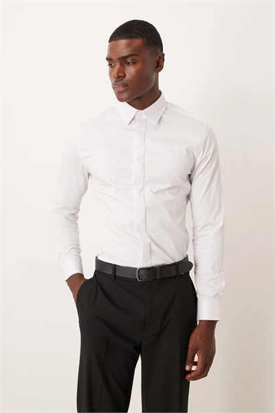 Рубашка из сатина с облегающим кроем, легко гладится артикул 148656102