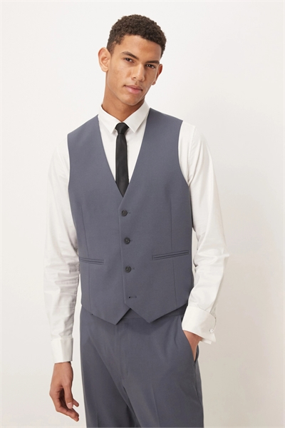 Жилет к стройному костюму артикул 150074662