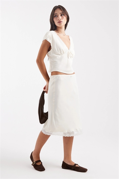 Атласная юбка средней длины с кружевной отделкой co-ord артикул 150204517