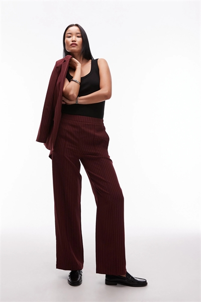 Брюки по фигуре co-ord артикул 150389414