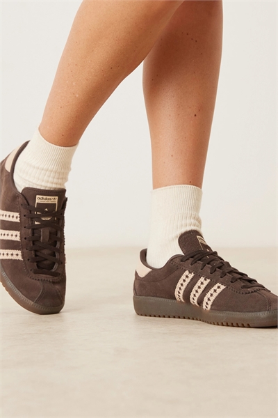 Кроссовки «Бермуда» артикул 147259246