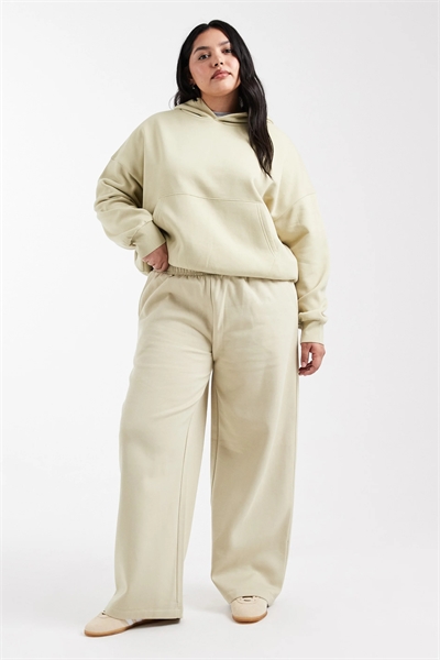 ASOS DESIGN — джоггеры Curve с широкими брючинами и отворотами артикул 151220569