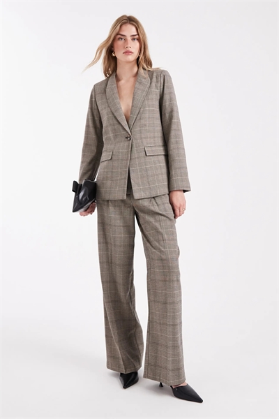 Посмотрите брюки с широкими брючинами co-ord артикул 150706265