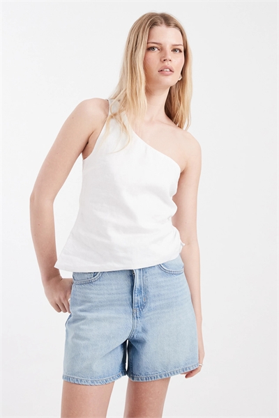 Джинсовые шорты в стиле 90-х артикул 154606969