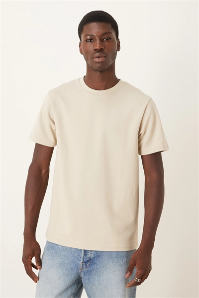 Футболка свободного кроя из плотной ткани артикул 151096350