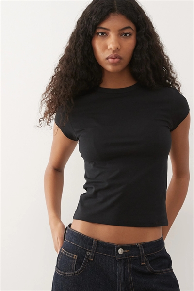 Футболка с приталенными рукавами-крылышками артикул 154273908