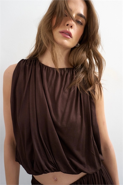 Топ с драпировкой в виде пузырьков артикул 155057114