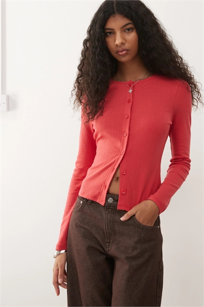 Приталенный кардиган с ажурной вязкой артикул 154274102