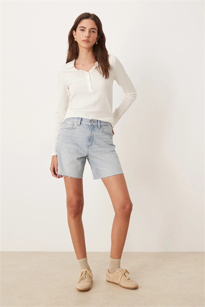 Джинсовые шорты средней длины в стиле 90-х артикул 154174054