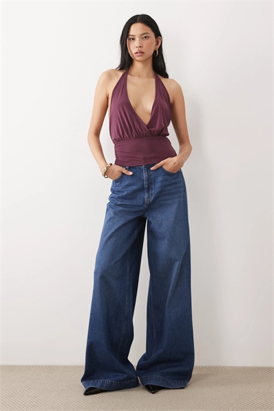 ASOS DESIGN Джинсы-палаццо с широкими брючинами для высоких артикул 154585260