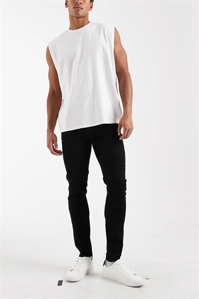 Джинсы с зауженным кроем артикул 156088276