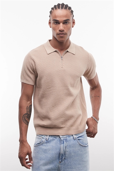 Поло с микро-квадратным воротником на молнии артикул 156088281