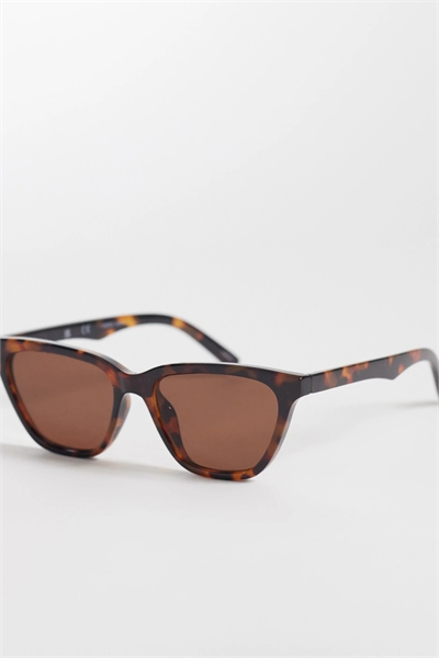 Очки-«кошачий глаз» прямоугольной формы артикул 153814320