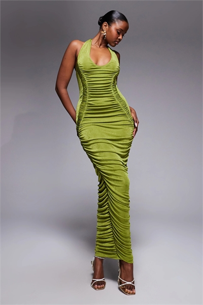 Макси-платье с драпировкой, заниженной талией и вырезом «лодочка» артикул 154999488