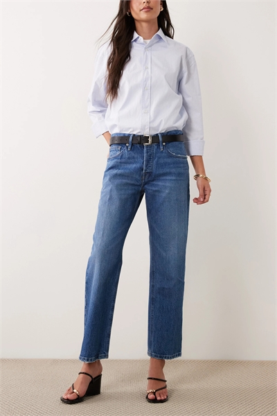 Винтажные джинсы с прямыми брючинами до щиколотки и удобной посадкой на талии артикул 153152616