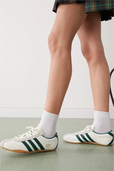 Токийские тренеры артикул 139874644