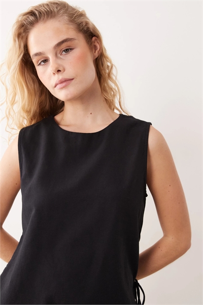 Топ без рукавов с завязками по бокам и эффектом льна артикул 155313138