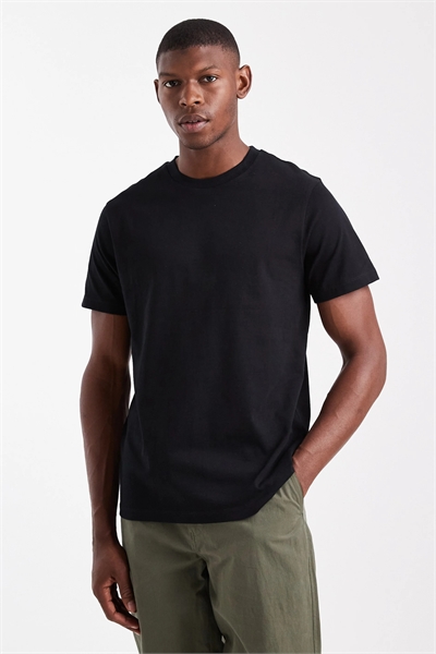 Футболка Essentials с прямым кроем артикул 153583483