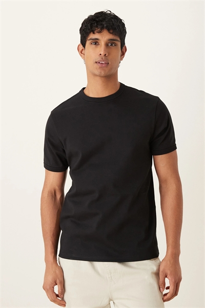 Футболка премиум-класса с интерлоком и прямым кроем артикул 152318741