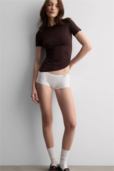 Топ с короткими рукавами из эластичного материала артикул 156517960