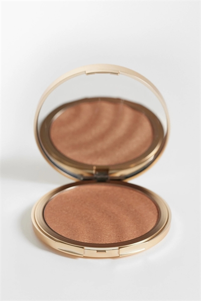 Сияющая пудра Sun Veil с SPF 30 артикул 155843730