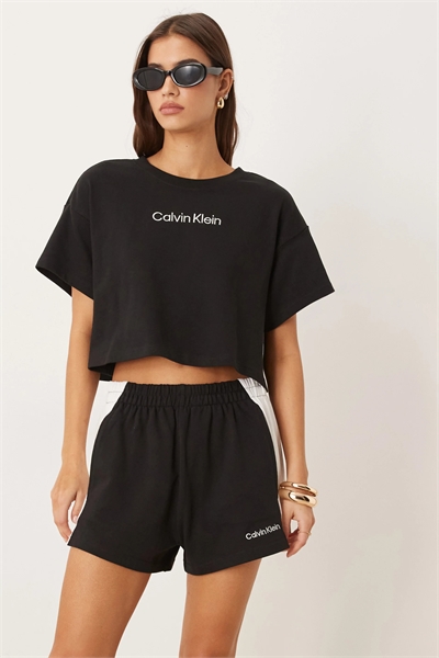 Футболка с обрезанным логотипом артикул 154161399