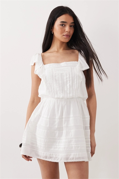 Мини-платье в стиле бохо с вышивкой и шортами артикул 155930113