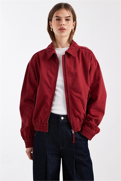 Бомбер из вымытого хлопка артикул 151340402