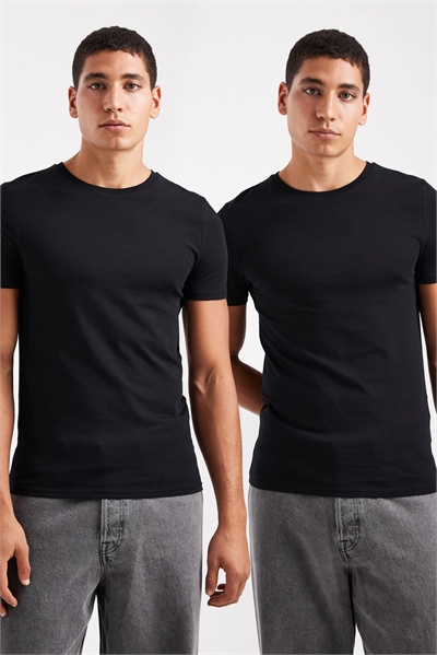 Набор из 2 футболок с облегающим кроем «Essentials» артикул 152633985