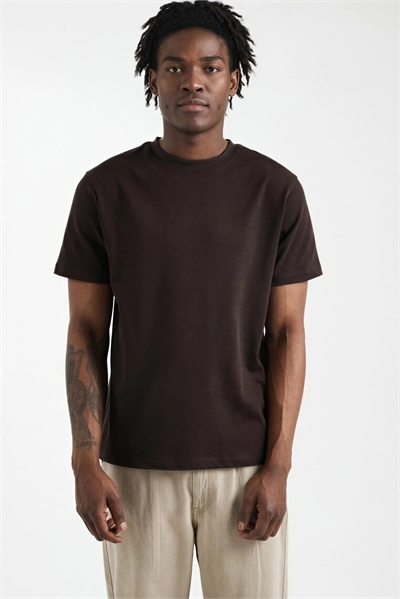 Футболка свободного кроя из плотной ткани артикул 152902400