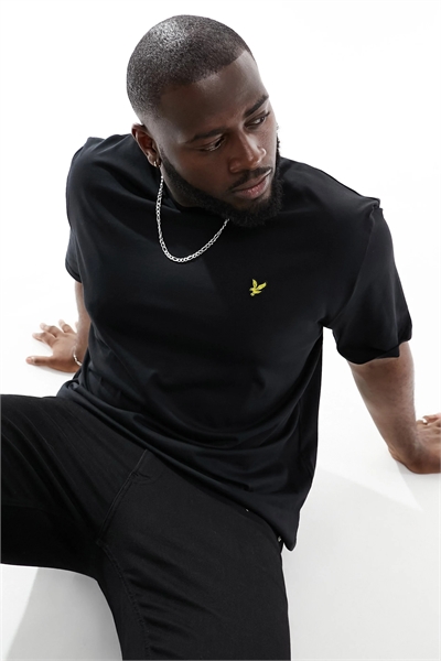 Футболка с логотипом PLUS артикул 132781476