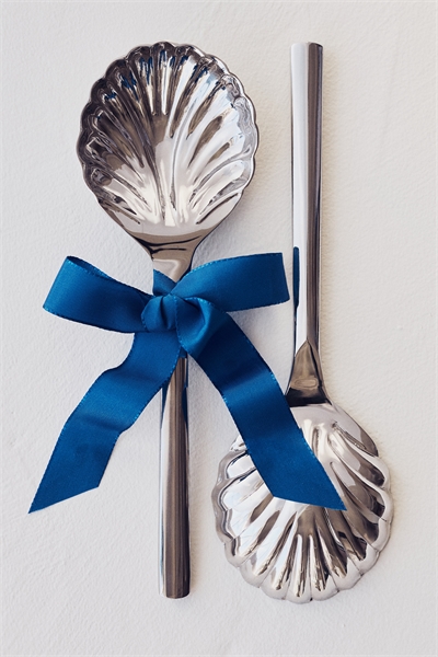 Приборы для салата в виде ракушек артикул 1321213001