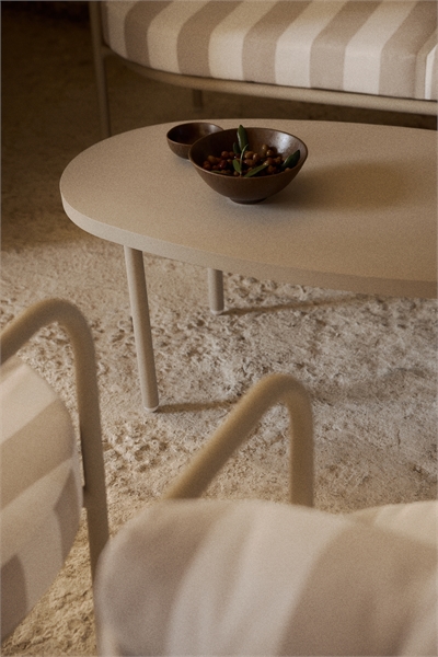 Журнальный столик для улицы артикул 1347489001