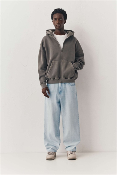 Джинсы свободного кроя артикул 155648023