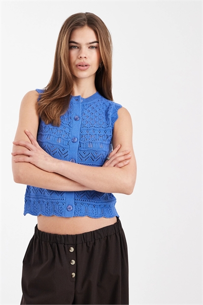 Красивый жилет с вышивкой артикул 155388652