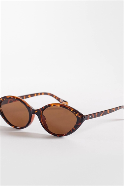 Узкие солнцезащитные очки в форме кошачьих глаз артикул 153052942